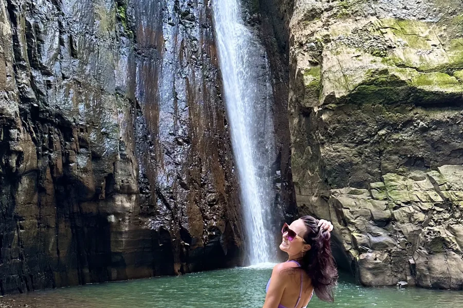 Tamanique Waterfalls Complex + El Tunco Beach